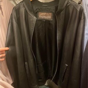 Men’s overland leather 2xl barely worn